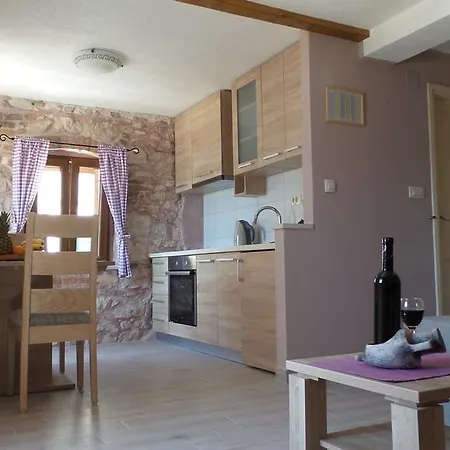 Dvor Apartment Rogoznica (Sibenik-Knin)