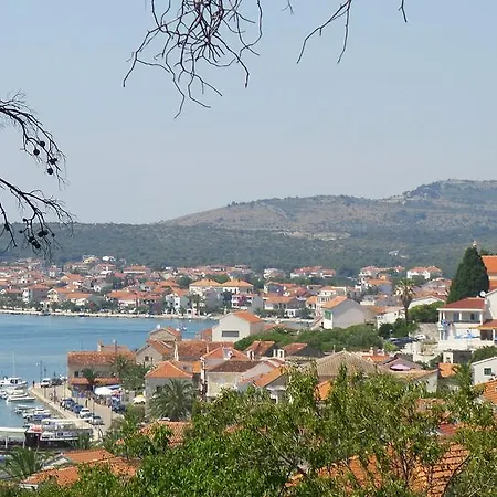Dvor Rogoznica (Sibenik-Knin)