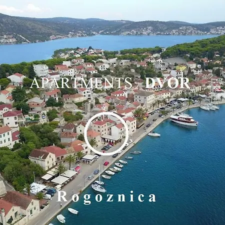 Dvor Apartment