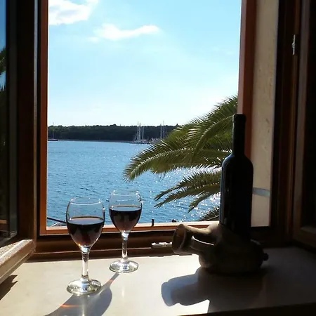 Dvor Apartment Rogoznica (Sibenik-Knin)