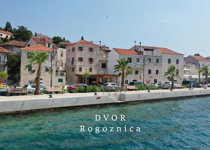 Dvor Apartamento Rogoznica (Sibenik-Knin)